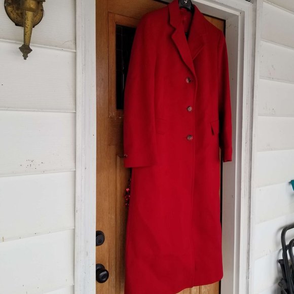 Vintage Wells & Coverly Red Wool Coat - Picture 6 of 16